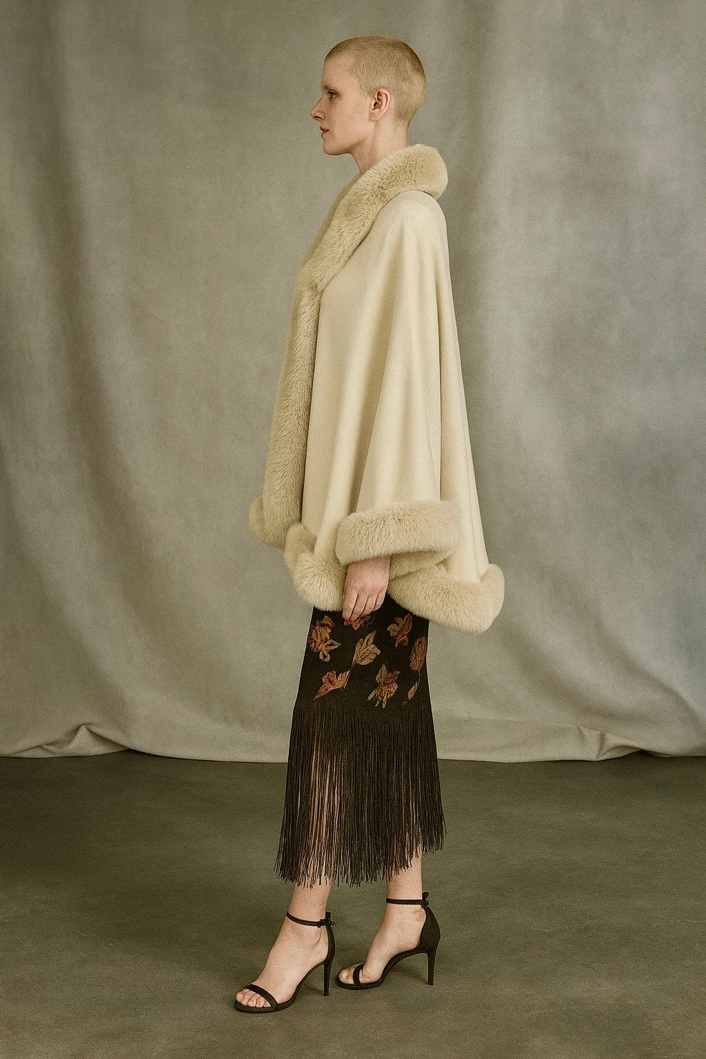 WINDSOR Cape with Cream Faux Chinchilla Trim