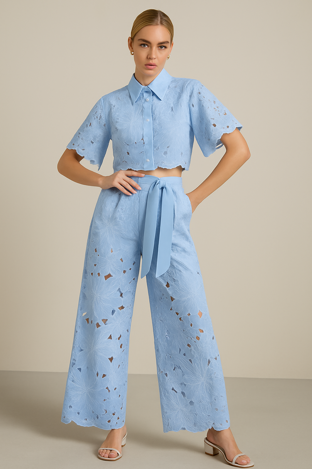VANESSA 2 Piece Lace Set in Blue