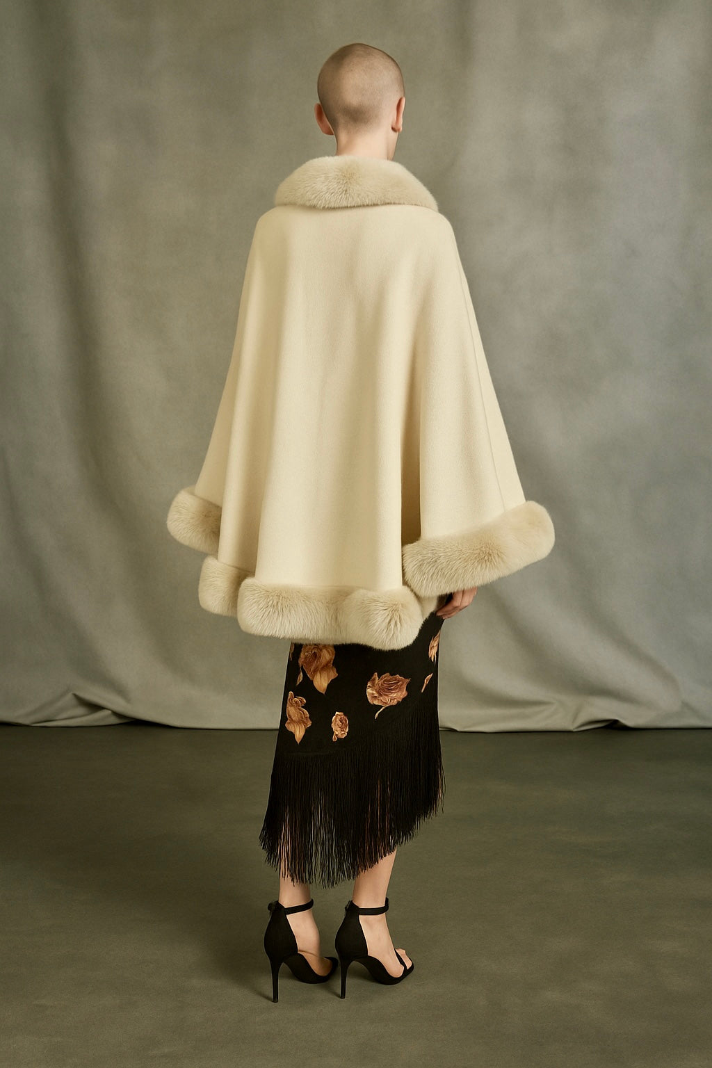 WINDSOR Cape with Cream Faux Chinchilla Trim